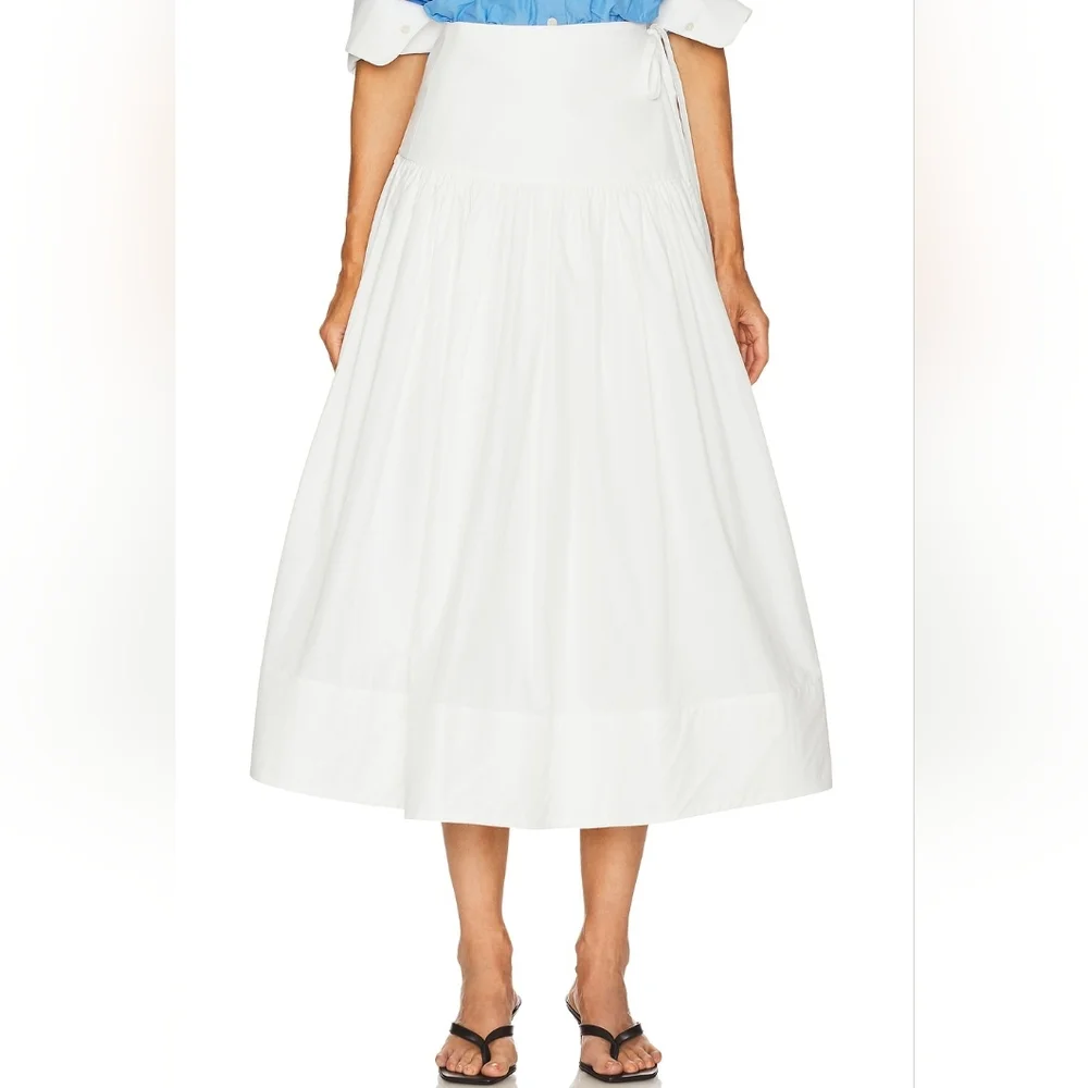 Helsa Midi Wrap Skirt in Tech Poplin in White - Picture 6 of 16